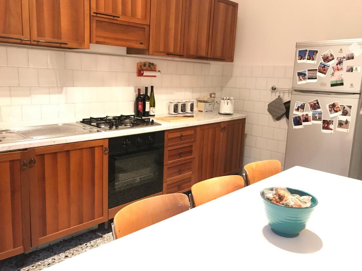 Appartamento Madeleine Levanto Exteriör bild